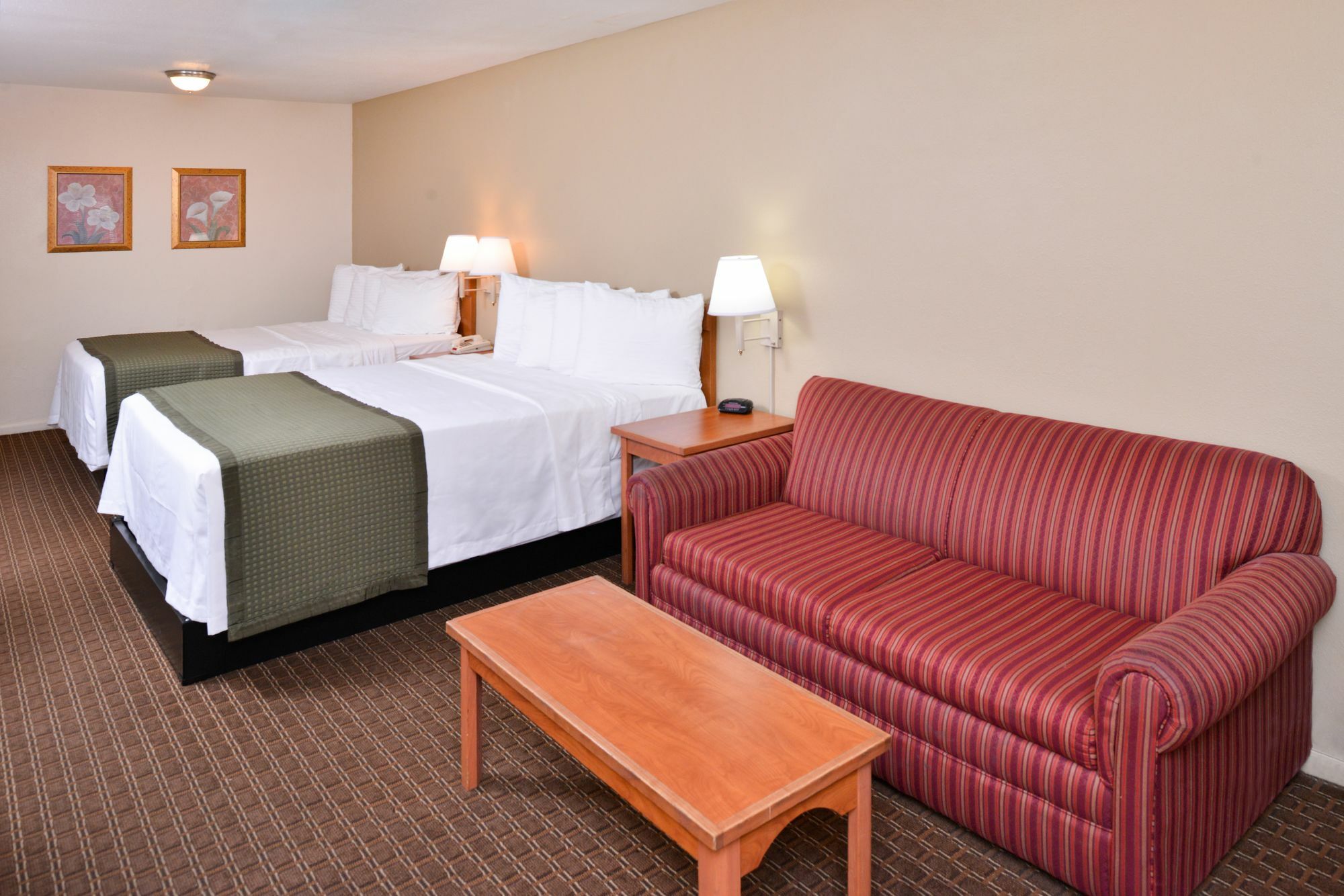 Travelodge By Wyndham Eugene Downtown/University Of Oregon Exterior foto